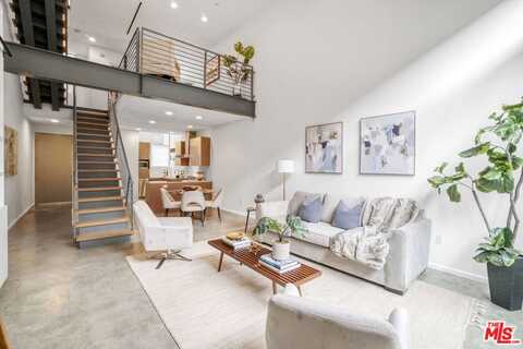 1220 N Orange Grove Ave, West Hollywood, CA 90046