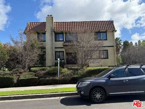 5816 Etiwanda Ave, Tarzana, CA 91356
