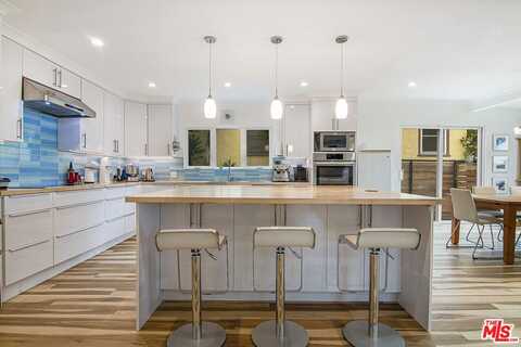 441 W Ellis Ave, Inglewood, CA 90302