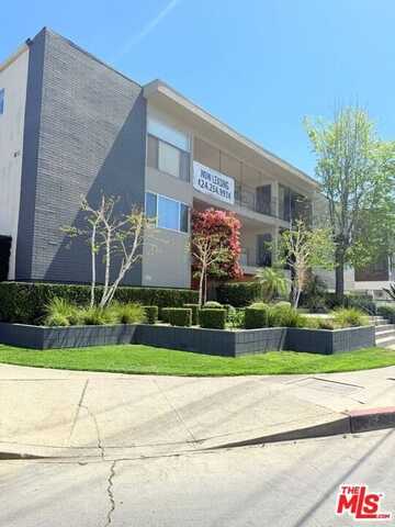 7524 Sepulveda Blvd, Van Nuys, CA 91405
