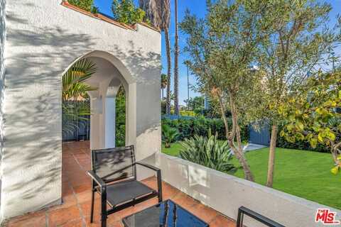 1006 N Crescent Heights Blvd, West Hollywood, CA 90046