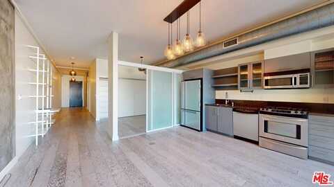 1111 S Grand Ave, Los Angeles, CA 90015