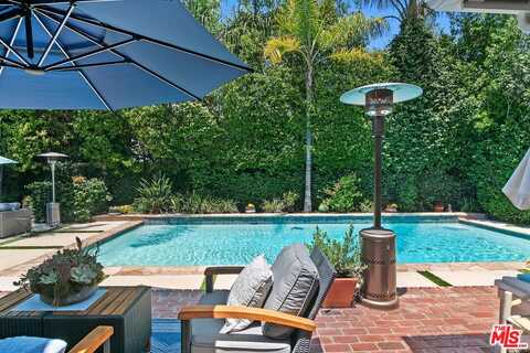 13155 Hartsook St, Sherman Oaks, CA 91423
