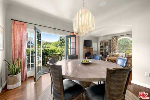 403 S Bundy Dr, Los Angeles, CA 90049