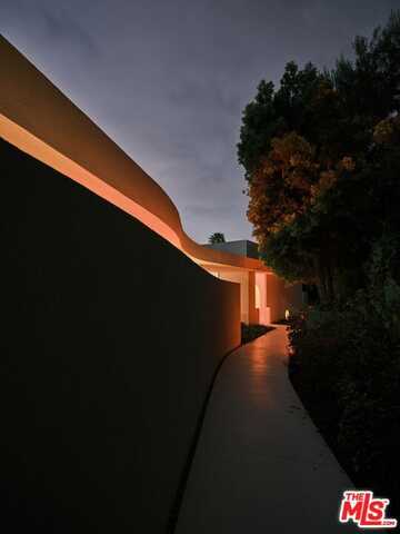 510 Arkell Dr, Beverly Hills, CA 90210