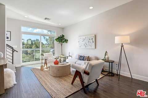 2753 Waverly Dr, Los Angeles, CA 90039