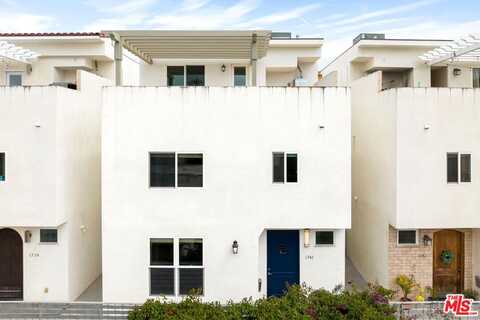 1741 S Barrington Ave, Los Angeles, CA 90025