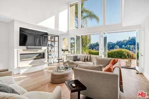 2171 Ridge Dr, Los Angeles, CA 90049