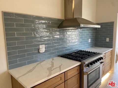 456 S Wilton Pl, Los Angeles, CA 90020