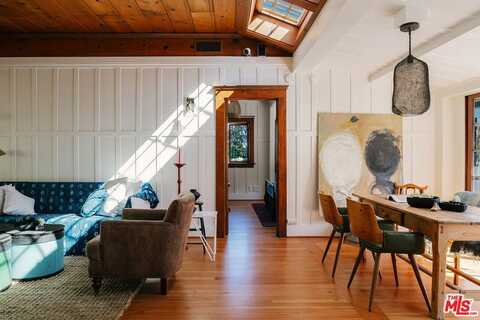 1954 Pinehurst Rd, Los Angeles, CA 90068