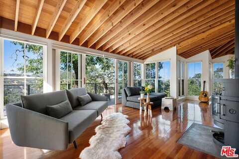 351 Wall Rd, Napa, CA 94558