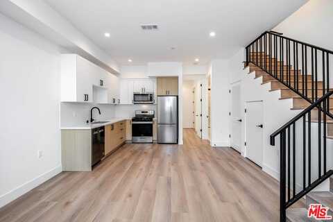11241 Morrison St, North Hollywood, CA 91601
