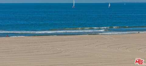 2707 Ocean Front Walk, Venice, CA 90291
