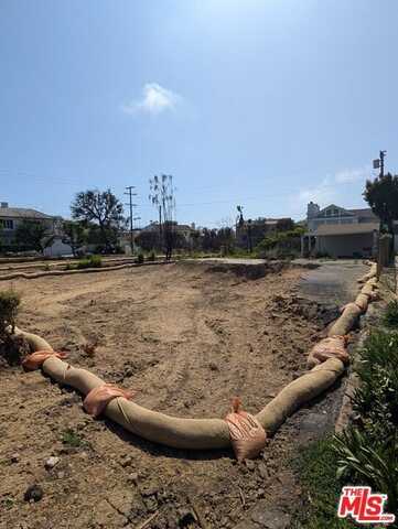 507 El Medio Ave, Pacific Palisades, CA 90272