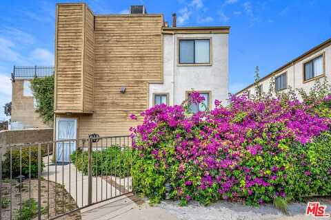 14715 Saticoy St, Van Nuys, CA 91405