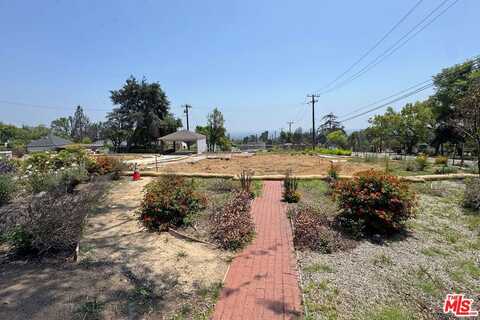 902 Wapello St, Altadena, CA 91001