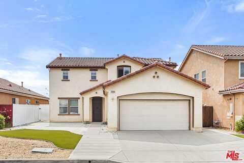 13041 Mesa Verde Way, Sylmar, CA 91342