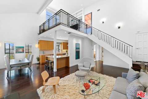 412 Arnaz Dr, Los Angeles, CA 90048