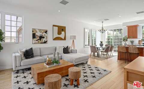 7966 1st St, Los Angeles, CA 90048