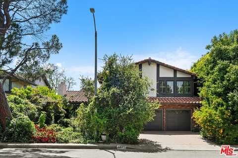 2693 Basil Ln, Los Angeles, CA 90077