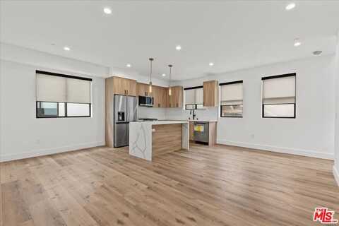 3973 S Budlong Ave, Los Angeles, CA 90037