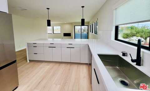 205 N Venice Blvd, Venice, CA 90291