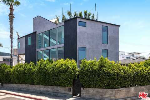 126 Thornton Pl, Venice, CA 90291