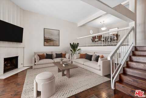 6265 Canoga Ave, Woodland Hills, CA 91367