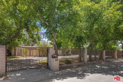 8400 Encino Ave, Northridge, CA 91325