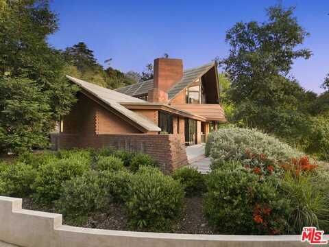 14148 Rustic Ln, Pacific Palisades, CA 90272
