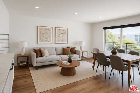 4454 Clinton St, Los Angeles, CA 90004