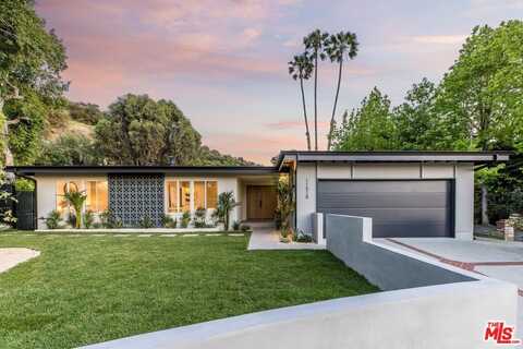 11518 Dona Dorotea Dr, Studio City, CA 91604