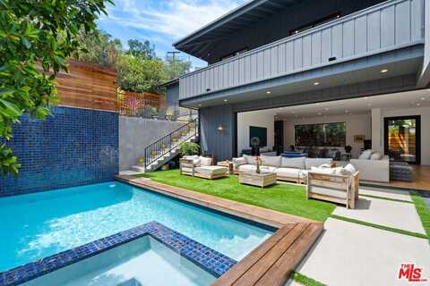 1919 Pinehurst Rd, Los Angeles, CA 90068