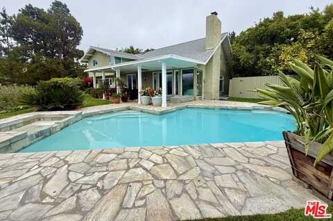 13778 Raywood Dr, Los Angeles, CA 90049