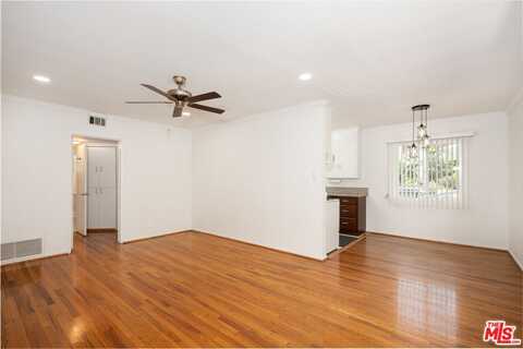 256 S Doheny Dr, Beverly Hills, CA 90211