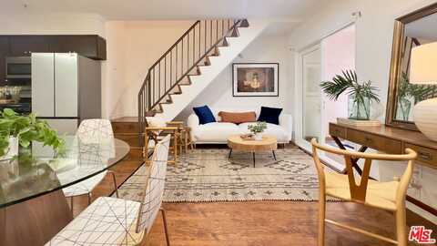 5633 Carlton Way, Los Angeles, CA 90028