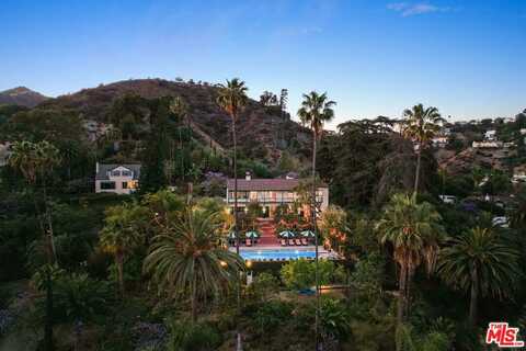 2003 La Brea Ter, Los Angeles, CA 90046