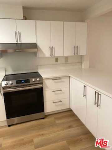 730 N Eucalyptus Ave, Inglewood, CA 90302