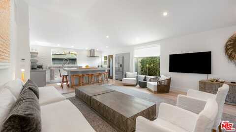 720 Angelus Pl, Venice, CA 90291