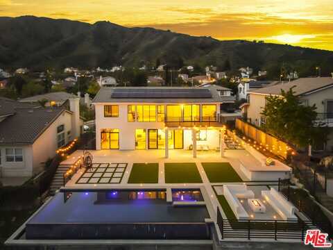 17764 Sidwell St, Granada Hills, CA 91344