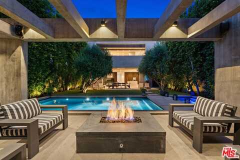 607 N Alta Vista Blvd, Los Angeles, CA 90036