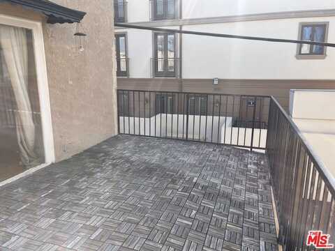 133 S Elm Dr, Beverly Hills, CA 90212