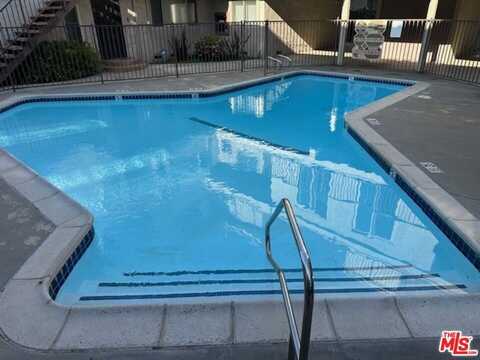 8650 Belford Ave, Los Angeles, CA 90045