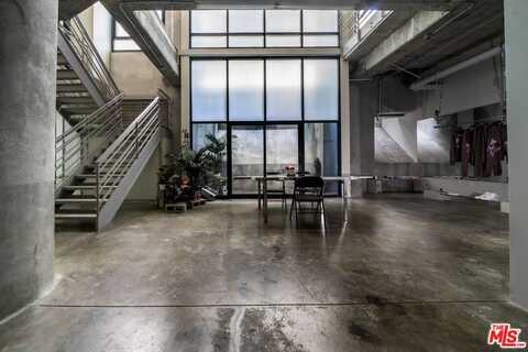 1100 S Grand Ave, Los Angeles, CA 90015