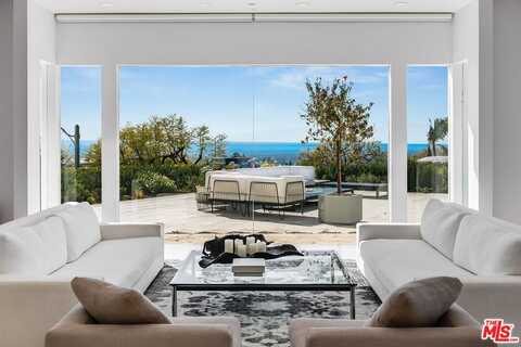 580 Chalette Dr, Beverly Hills, CA 90210