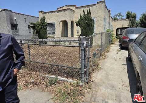 617 E 83rd St, Los Angeles, CA 90001