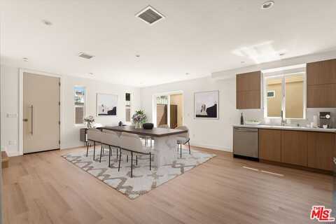 5910 Mammoth Ave, Sherman Oaks, CA 91401