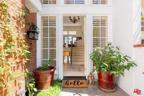12555 The Vis, Los Angeles, CA 90049