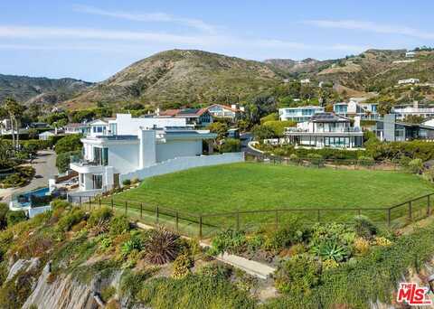 31540 Victoria Point Rd, Malibu, CA 90265