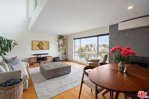 6400 Pacific Ave, Playa Del Rey, CA 90293